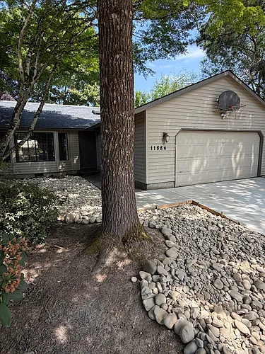 11884 SW Morning Hill Dr Photo 1