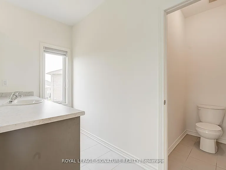 1231 Plymouth Dr #UPPER — Photo 32