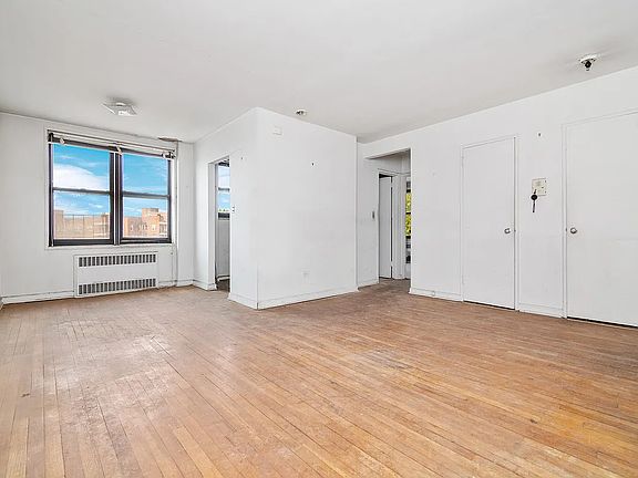 3rd image of 6730 Dartmouth St APT 6P