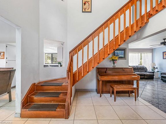 4th image of 6031 Dogwood WAY