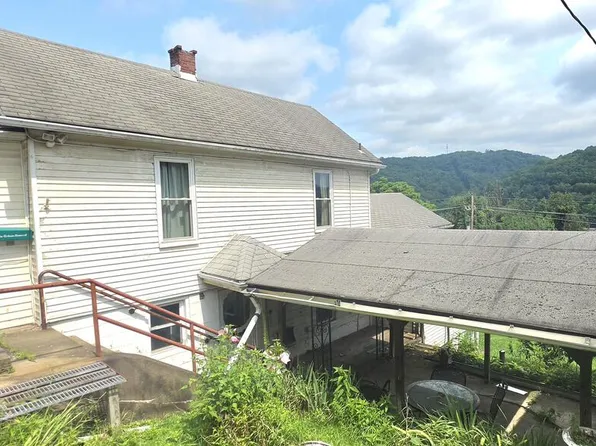 814 Virginia Ave, Johnstown, PA 15906