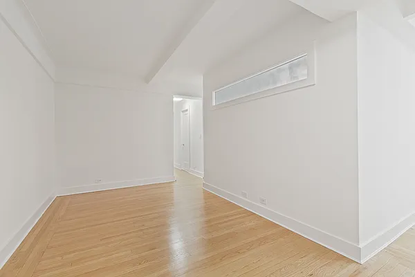 Rented by Compass | media 21