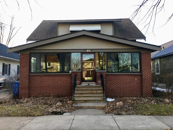 411 Sioux St, Winona, MN 55987