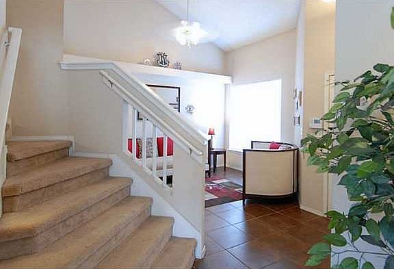 4th image of 454 Southshore Pl