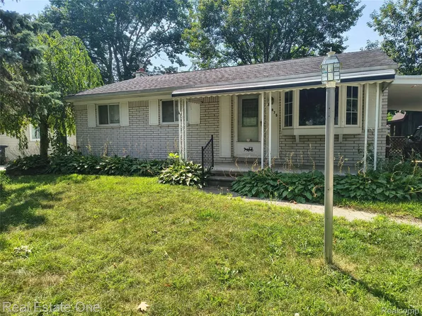35875 Manila Ave, Westland, MI 48186