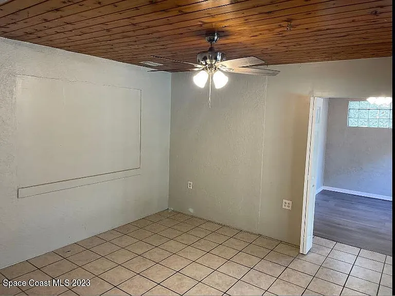 4030 Sheridan Ave — Photo 22