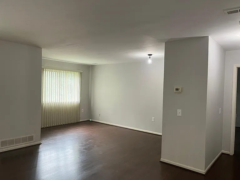 1127 S Lake Dr #208 — Photo 19
