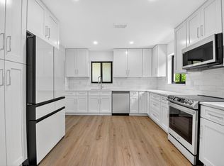143 SE 27th Way #1, Boynton Beach, FL 33435