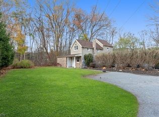 31 Pleasant Hill Rd, Randolph, NJ 07869