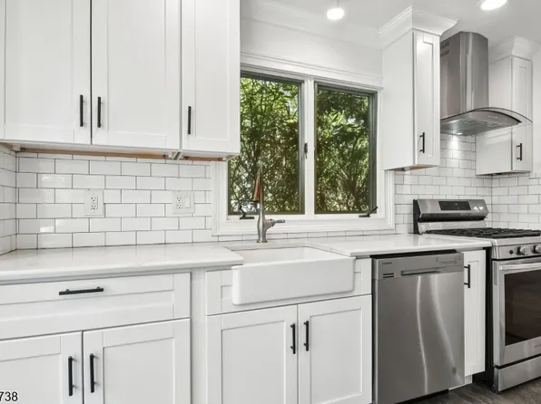 296 Glen Ave, Short Hills, NJ 07078