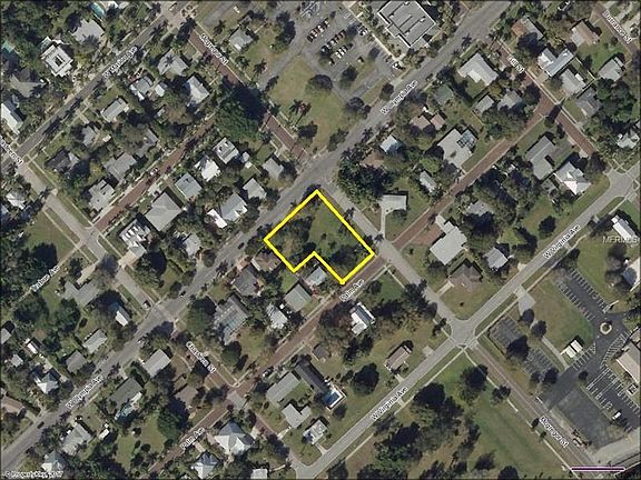5th image of 307 McGregor St
