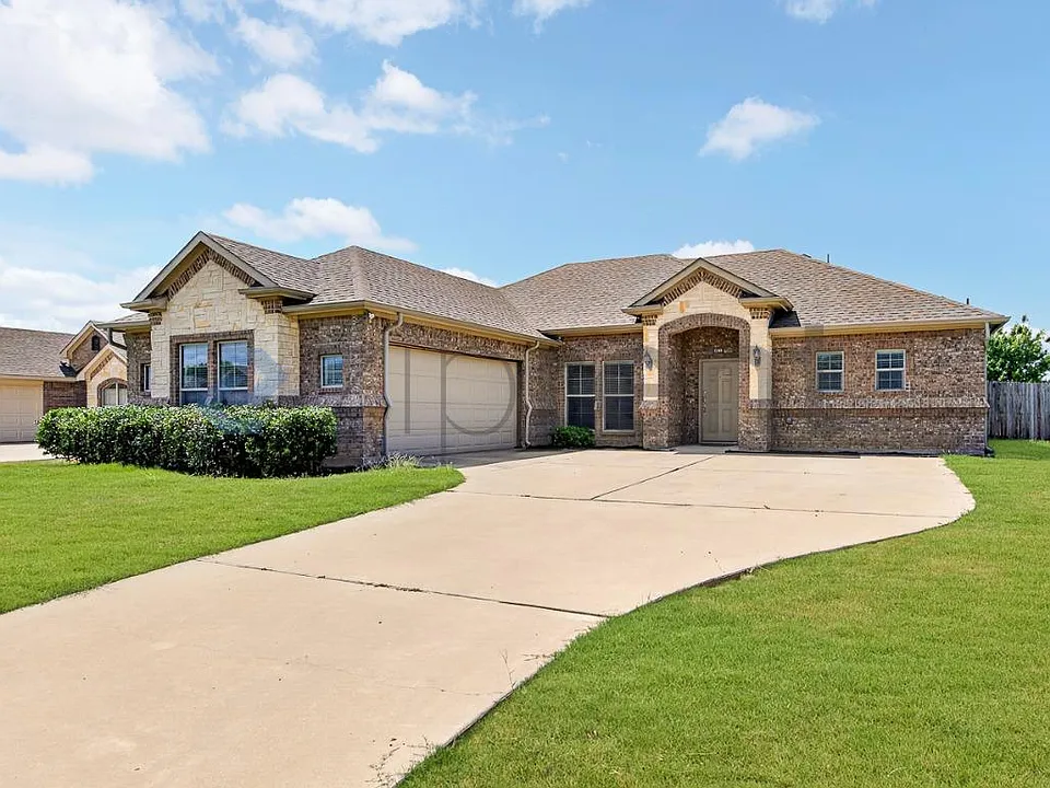 621 Marybeth Dr