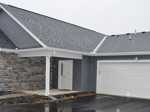 3rd image of 1384 Epworth Forest Dr