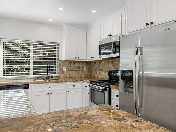 5th image of 1783 N Cedar Glen Dr APT B