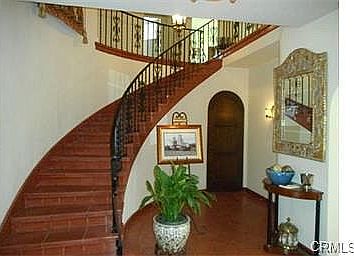 5th image of 2385 Hill Dr