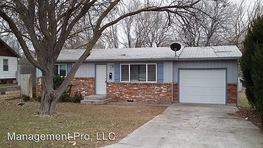 2nd image of 803 E Colorado Ave