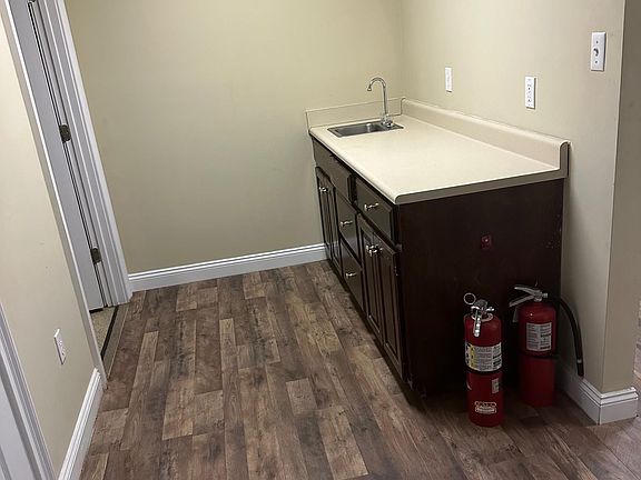 3rd image of 411 Cowart Ave