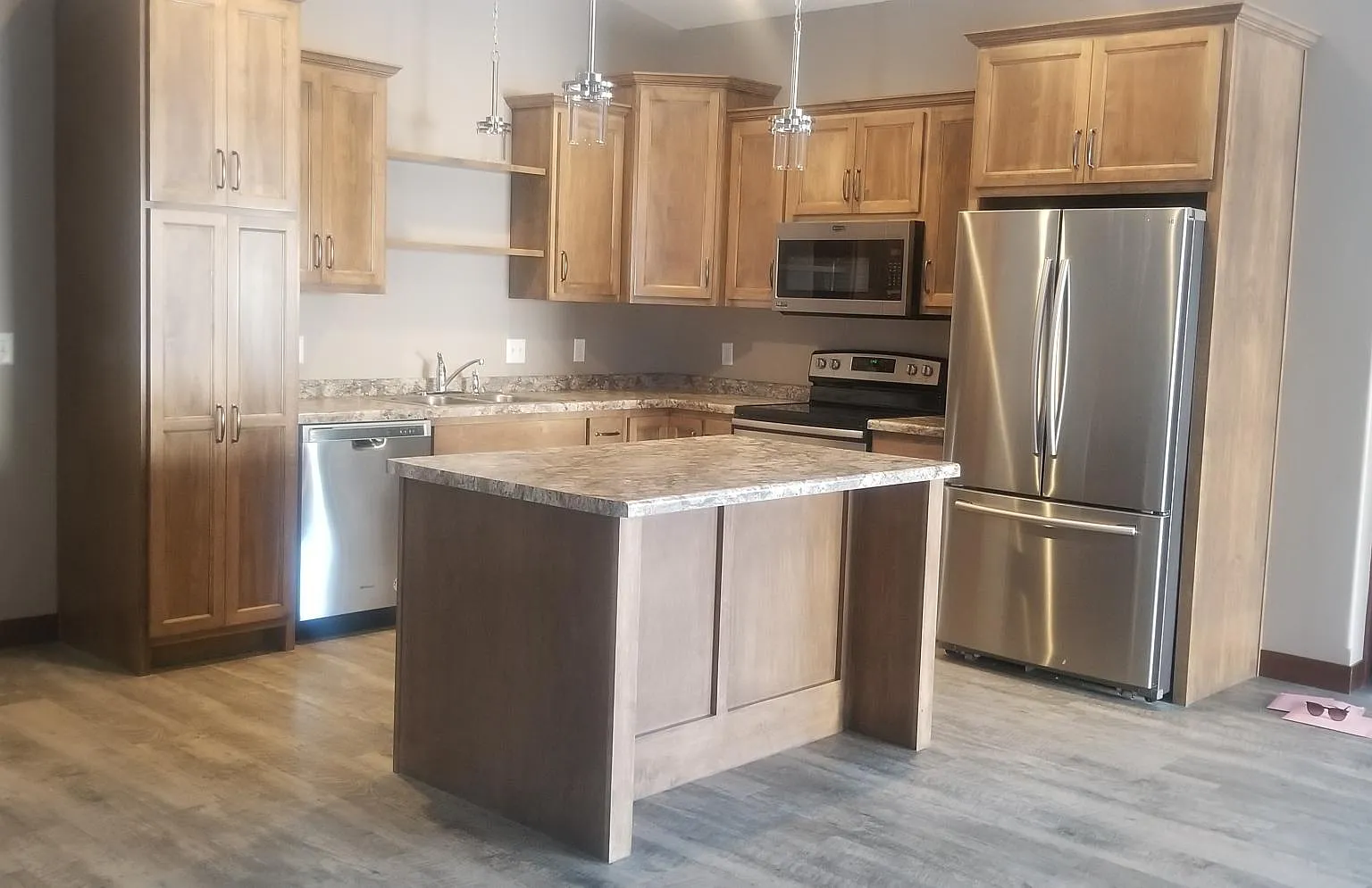 2 bed, 1200 sqft, $1,100 — Photo 1