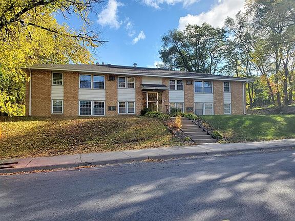 2nd image of 4242 Fremont Ave N APT 1