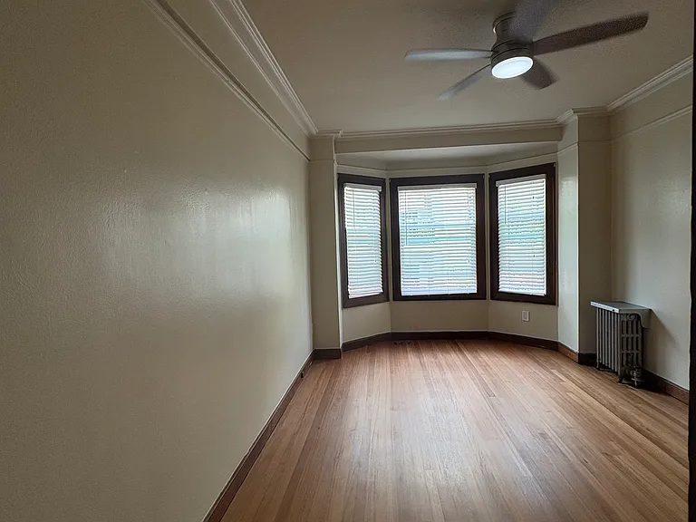 Lenox Apartments — Photo 13