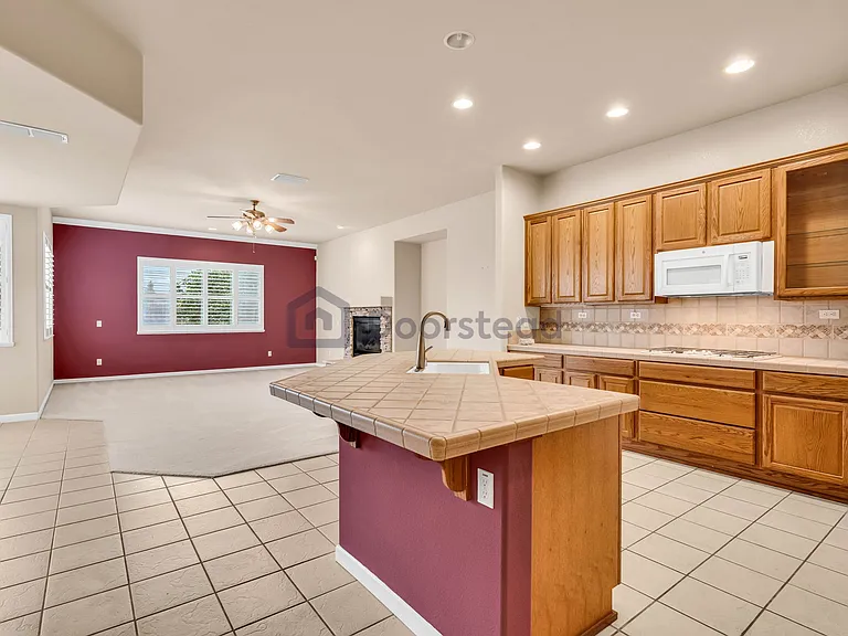 9713 Toscano Dr — Photo 15