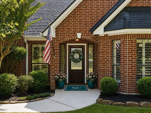 2nd image of 2312 Hollowbrook Ln