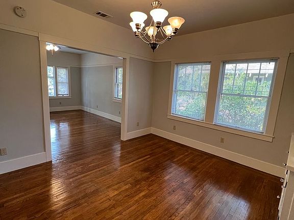 5th image of 717 21st St APT C