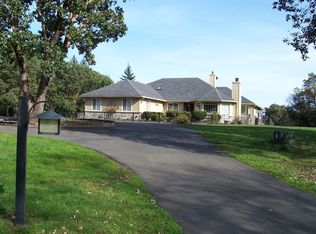 775 Becker Rd, Roseburg, OR 97471