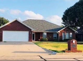 512 Quail Run S, Altus, OK 73521