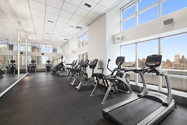 Rented by Halstead Real Estate | media 41