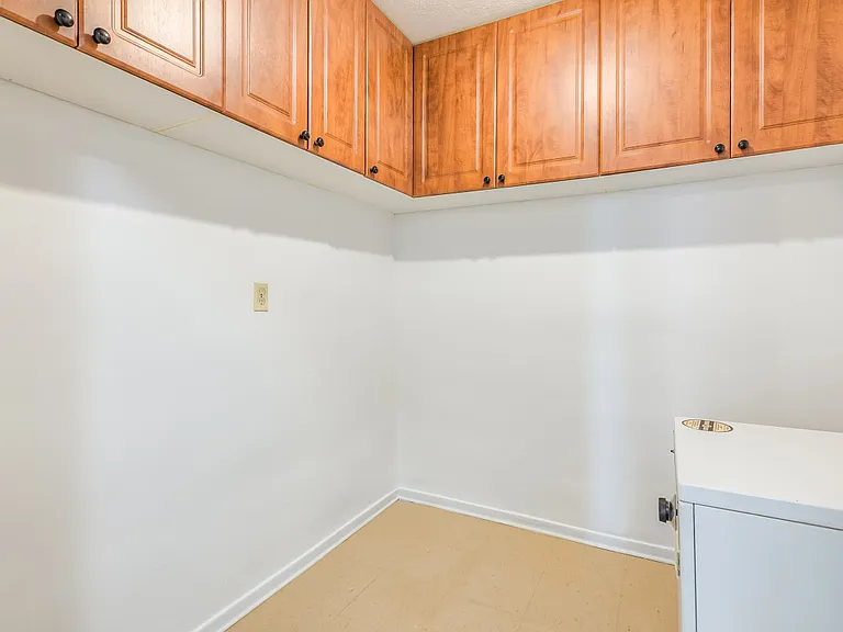 1350 York Mills Rd #1802 — Photo 17