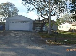 3126 Dole St, Holiday, FL 34691