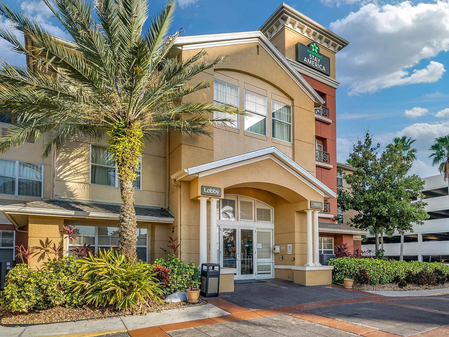 Tampa - Airport - N. Westshore Blvd. — Photo 1