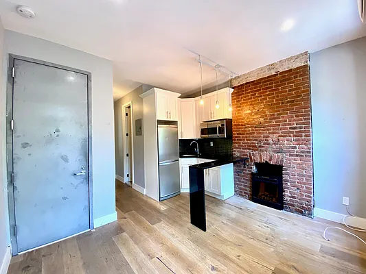 Rented by Corcoran | media 2