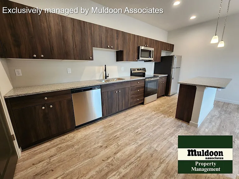 896 S Harmony Dr — Photo 4