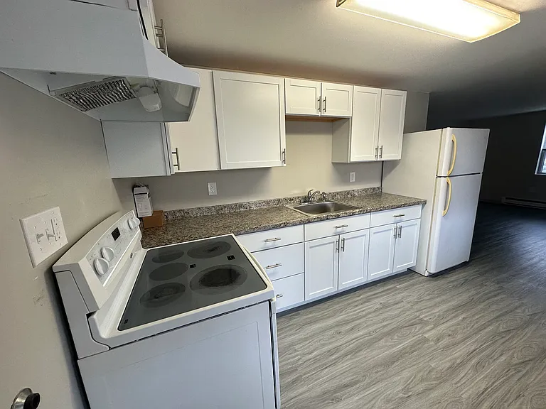 2 Bartlett St #6 — Photo 7