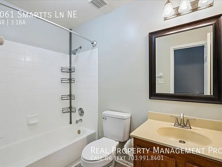 1061 Smartts Ln NE — Photo 24