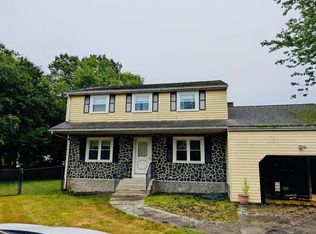 4 Ayers Dr, Randolph, MA 02368