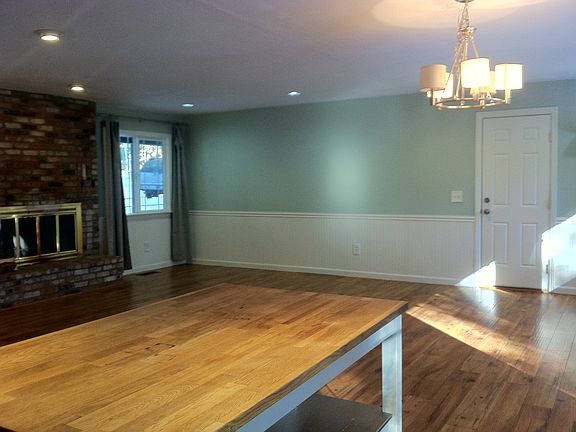 3rd image of 2657 Black Oak Dr