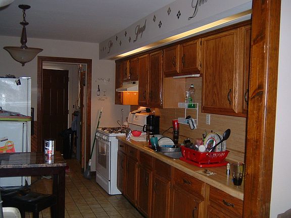 5th image of 24137 Annapolis St