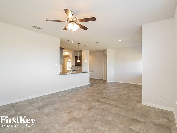 4th image of 9433 Blaine Dr