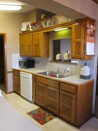 4th image of 1937 Green Meadows Dr