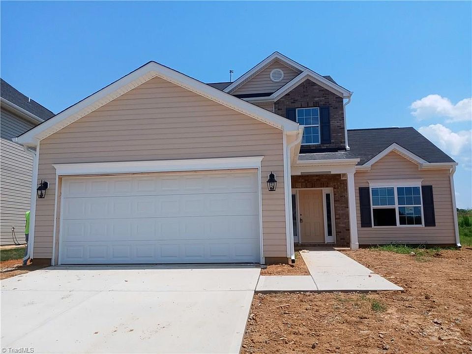1st image of 713 Breeders Cup Dr #639