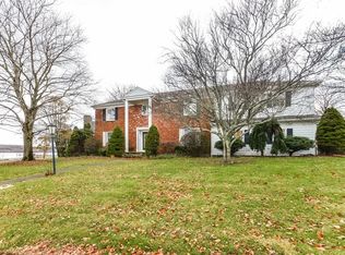 3685 Riverside Ave, Somerset, MA 02726