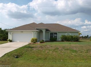 1121 NW 15th Ter, Cape Coral, FL 33993