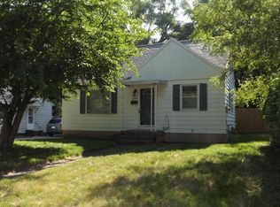 1324 Lewison Ave NE, Grand Rapids, MI 49505