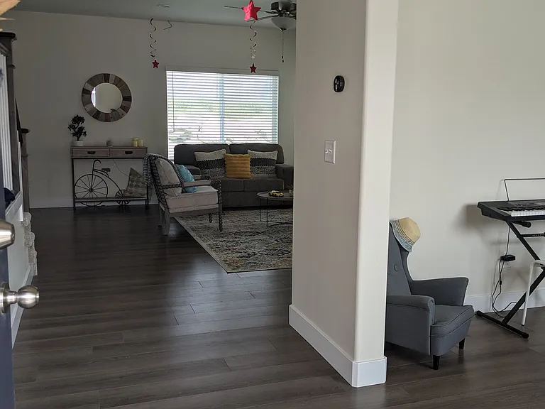 4581 E Flower Point — Photo 4