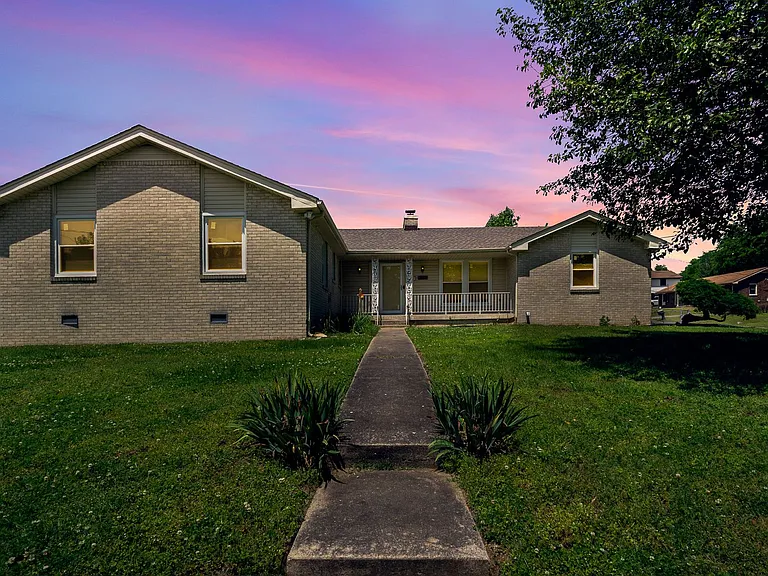 3817 Augusta Dr — Photo 16