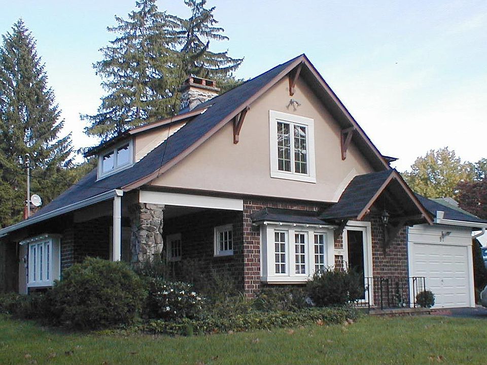 Adorable tudor in prestigious Hillcrest neighborhood, adjacent to Warren Hospital.