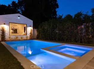 16765 Addison St, Encino, CA 91436